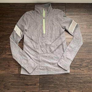 Ivivva Athletica pullover grey with green accent